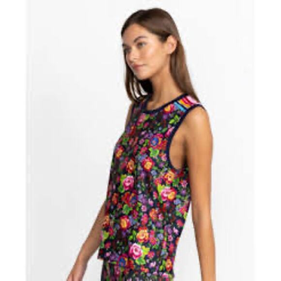 NWOT JOHNNY WAS Top Size M - Cantero Muscle Tank Bright Floral - Orig. $145 - Picture 7 of 8